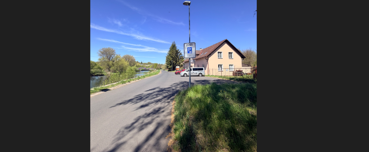 Chystáte se na Meandr? Nezapomeňte na parkovací hodiny!