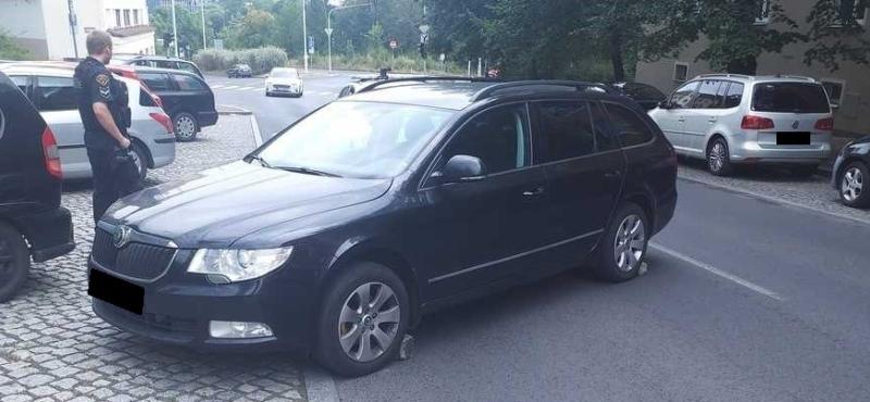 nezajištěné vozidlo