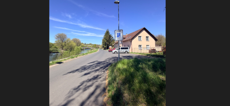 Chystáte se na Meandr? Nezapomeňte na parkovací hodiny!