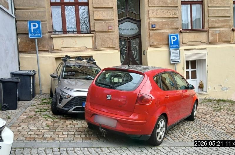 Zaparkované vozidlo se vydalo na výlet