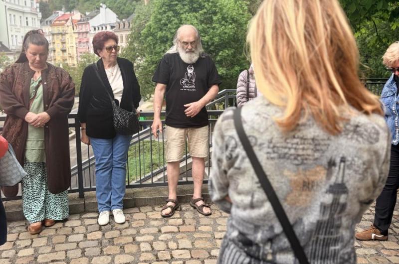 Účastníci Senior akademie se vydali za historií Karlových Varů