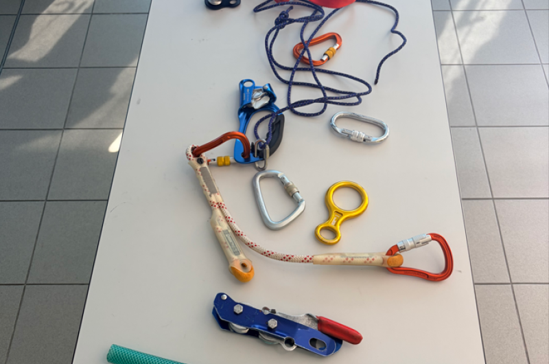 Uzly, lana a velká podívaná pro naše mladé strážníky