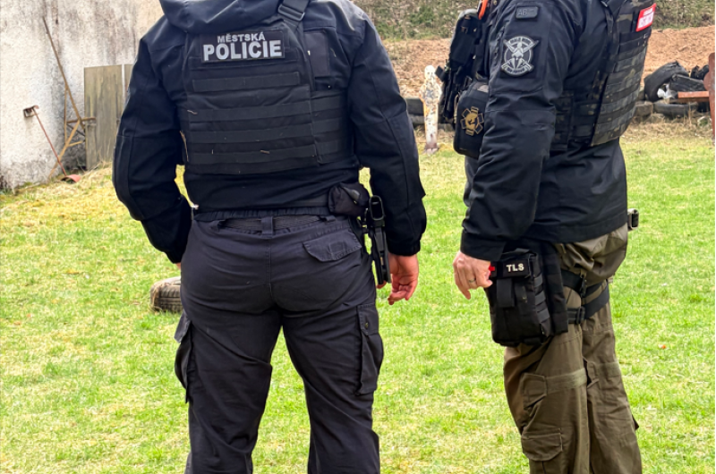 Střelba, taktika i krizové situace – společné výcviky pokračují