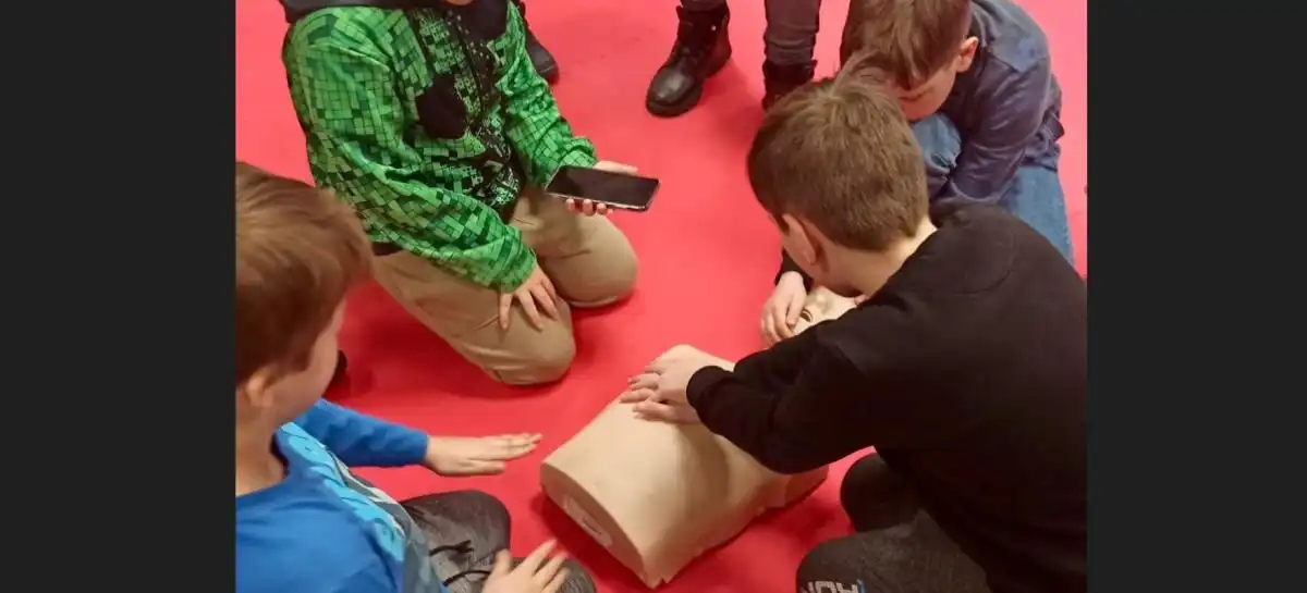 mladý strážník