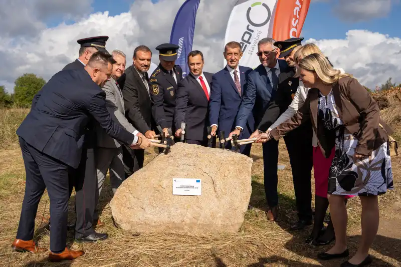 Dnes se zahájila výstavba společného operačního střediska SOS 112