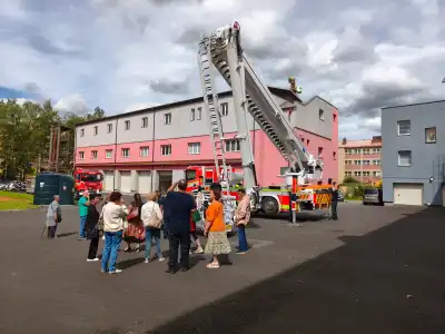 Senioři na exkurzi u HZS