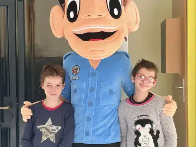 6