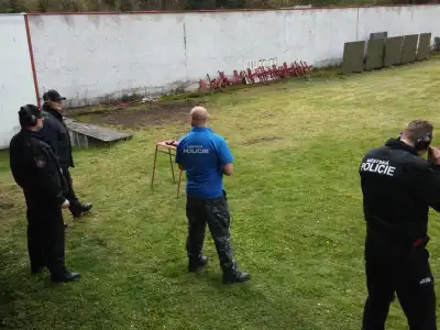 střelba na sklopné figury