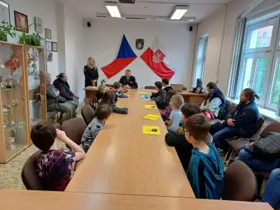 mladý strážník