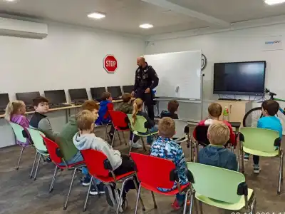 mladý strážník