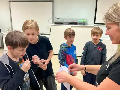 mladý strážník