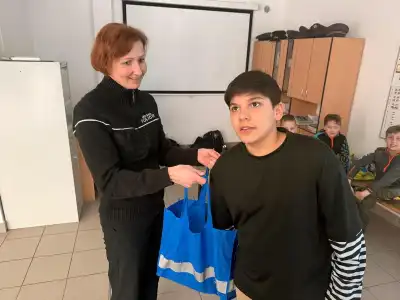 mladý strážník