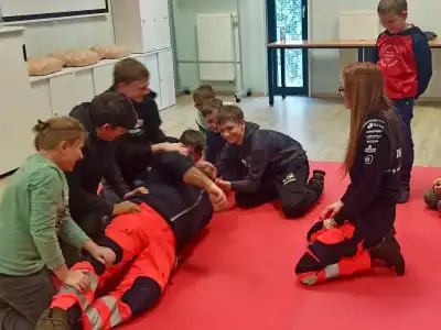 mladý strážník