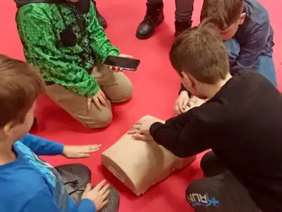 mladý strážník