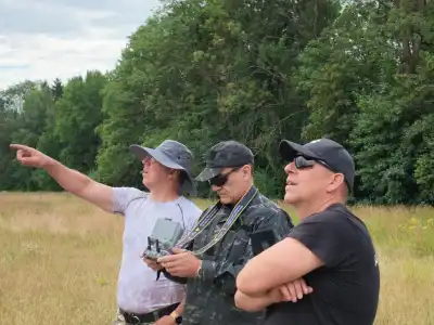 Karlovarští strážníci a hasiči ladili formu v luftu - proběhl společný dronový výcvik
